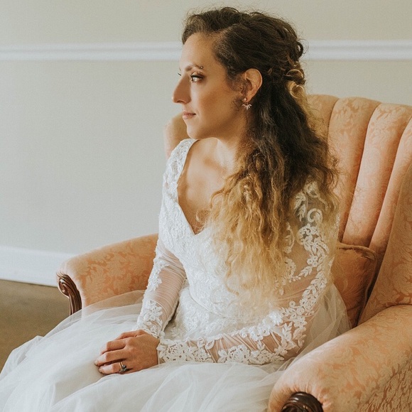 Meet your Posher, Ashley - Picture 2 of 8